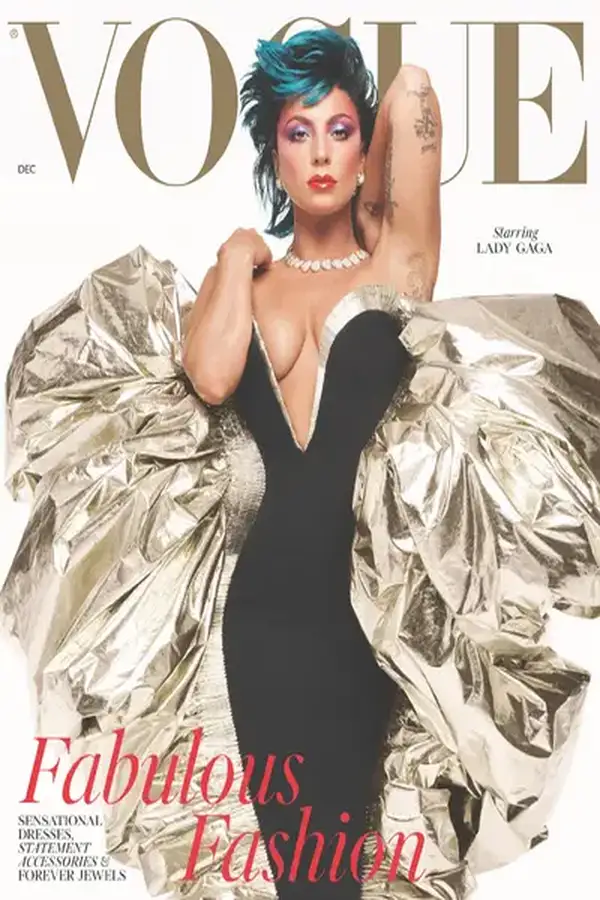 VOGUEUK - December 2021 Cover